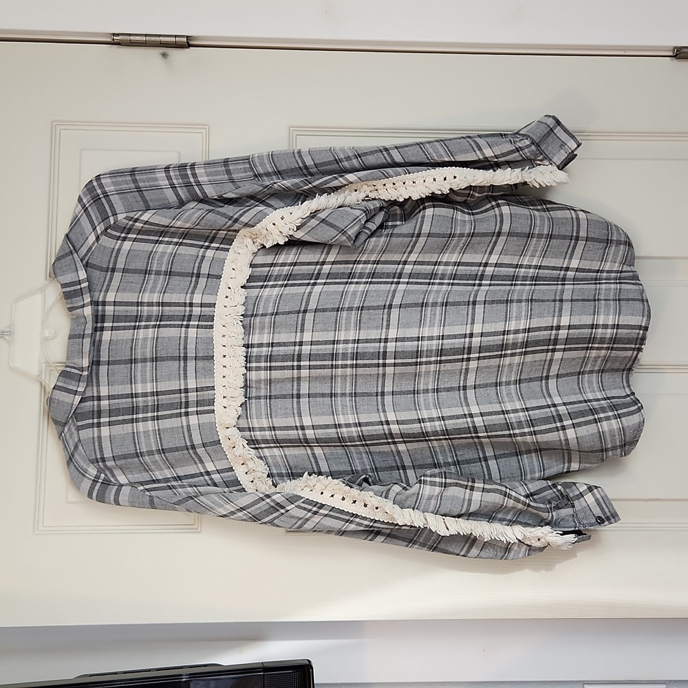 Wanderlux plaid button up front tie shirt